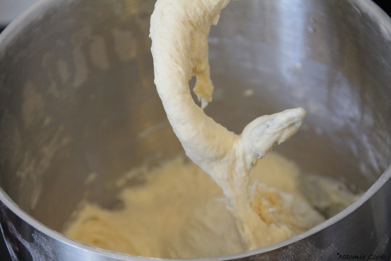 Texture de la pate avant de la laisser lever